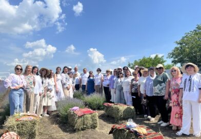 Festivalul Lavandei a fost despre oameni, emoții și clipe de neuitat! Festivalul Lavandei a fost despre oameni, emoții și clipe de neuitat!